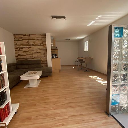 Ferienwohnung An Den Weinbergen Essenheim エクステリア 写真