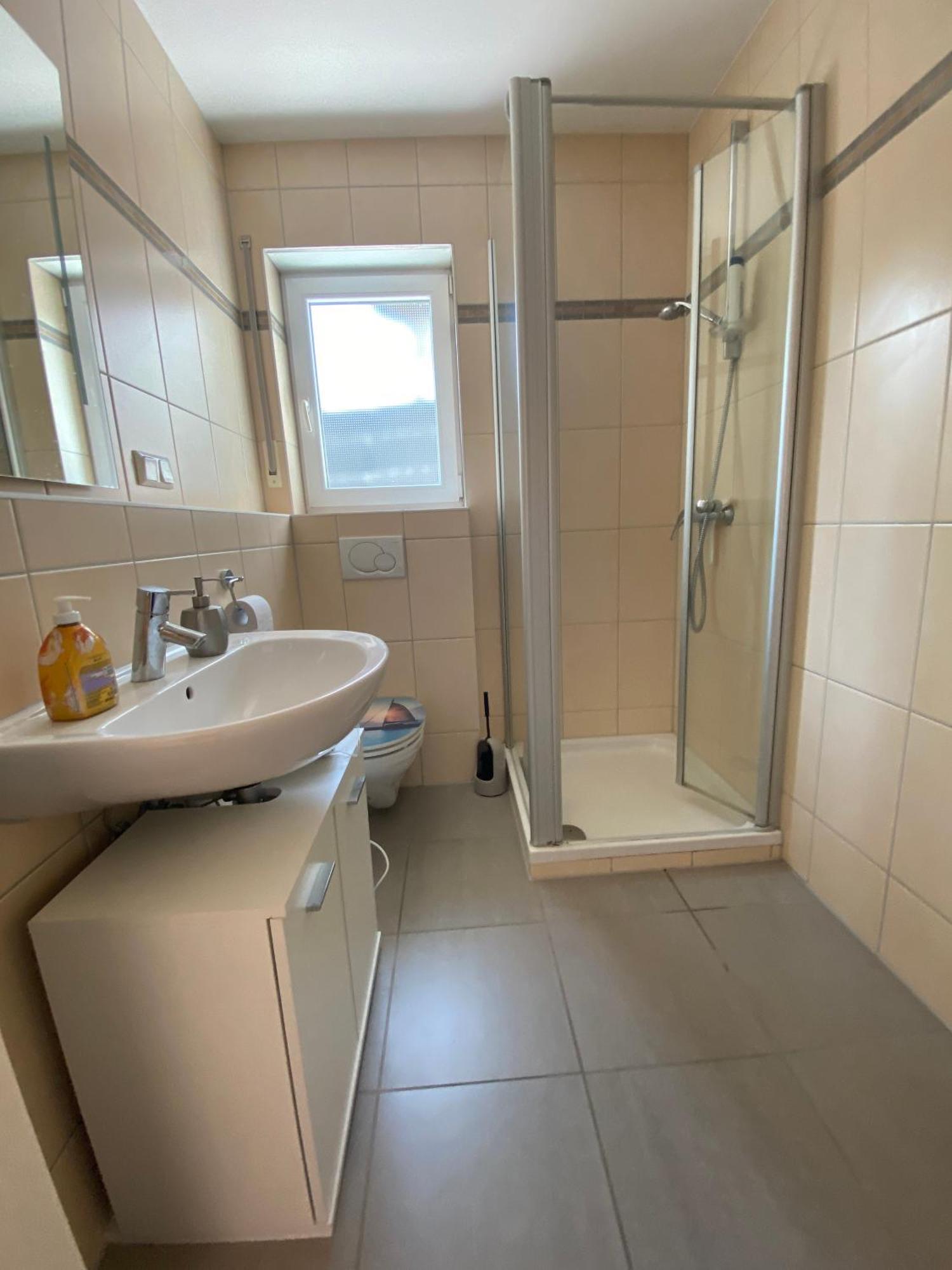 Ferienwohnung An Den Weinbergen Essenheim エクステリア 写真