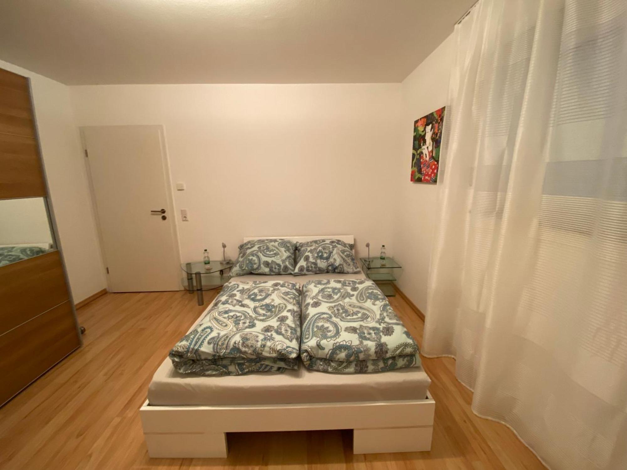 Ferienwohnung An Den Weinbergen Essenheim エクステリア 写真